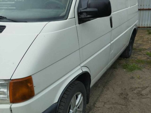 Білий Фольксваген Transporter, об'ємом двигуна 1.9 л та пробігом 300 тис. км за 4000 $, фото 1 на Automoto.ua