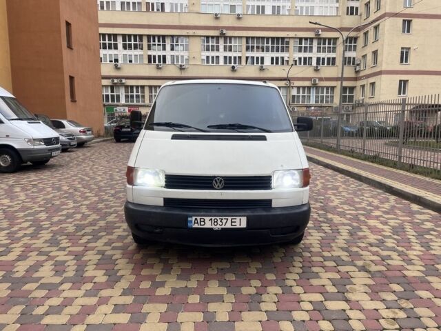 Білий Фольксваген Transporter, об'ємом двигуна 1.9 л та пробігом 419 тис. км за 2990 $, фото 1 на Automoto.ua