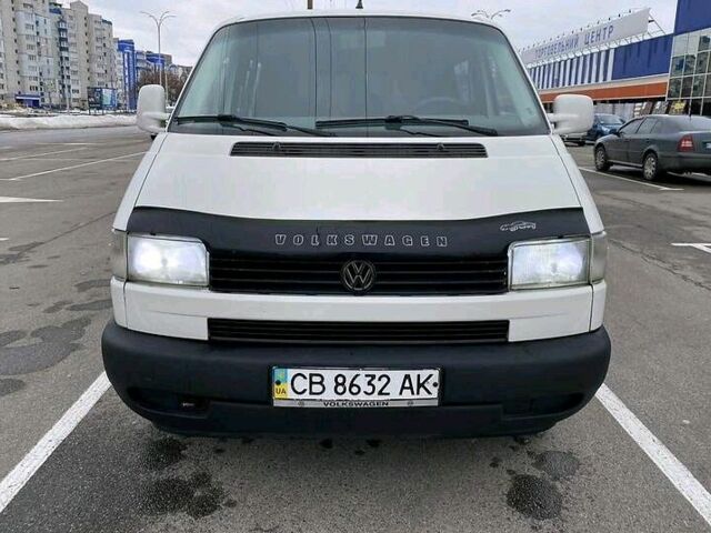 Білий Фольксваген Transporter, об'ємом двигуна 2.5 л та пробігом 300 тис. км за 5200 $, фото 1 на Automoto.ua