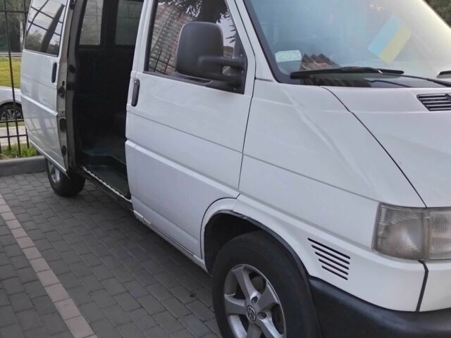 Білий Фольксваген Transporter, об'ємом двигуна 2.5 л та пробігом 555 тис. км за 5300 $, фото 1 на Automoto.ua
