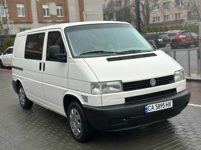 Білий Фольксваген Transporter, об'ємом двигуна 1.9 л та пробігом 295 тис. км за 5800 $, фото 1 на Automoto.ua