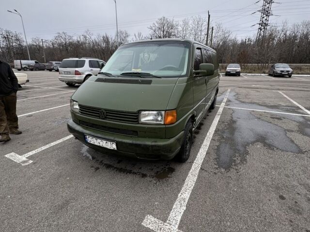 Білий Фольксваген Transporter, об'ємом двигуна 2.5 л та пробігом 132 тис. км за 3000 $, фото 1 на Automoto.ua