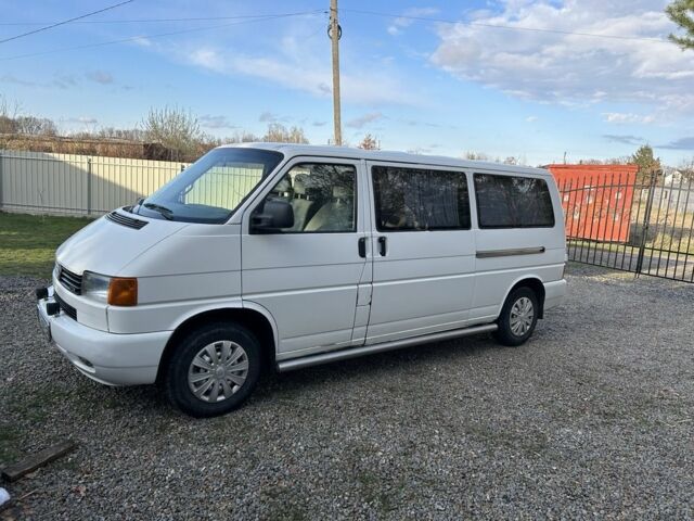 Белый Фольксваген Transporter, объемом двигателя 2.5 л и пробегом 425 тыс. км за 6700 $, фото 1 на Automoto.ua