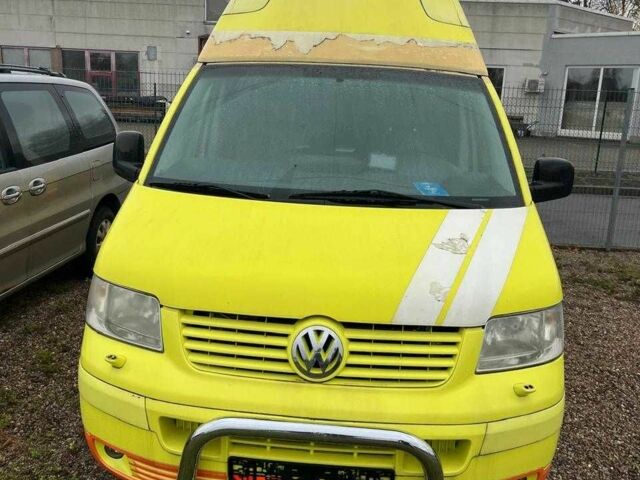 Белый Фольксваген Transporter, объемом двигателя 2.5 л и пробегом 430 тыс. км за 5839 $, фото 1 на Automoto.ua