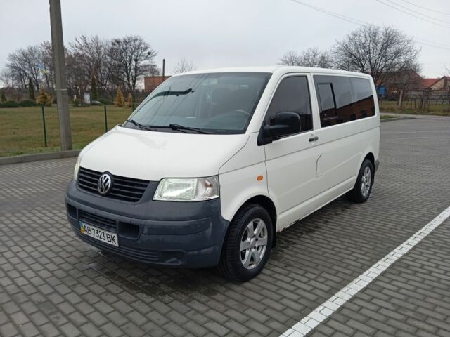 Білий Фольксваген Transporter, об'ємом двигуна 2 л та пробігом 330 тис. км за 6500 $, фото 1 на Automoto.ua