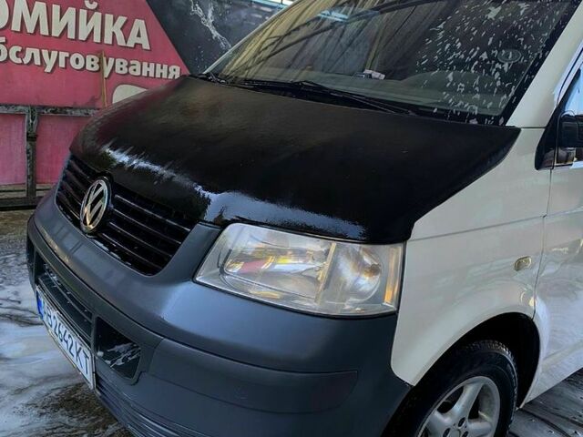 Белый Фольксваген Transporter, объемом двигателя 1.9 л и пробегом 350 тыс. км за 5200 $, фото 1 на Automoto.ua