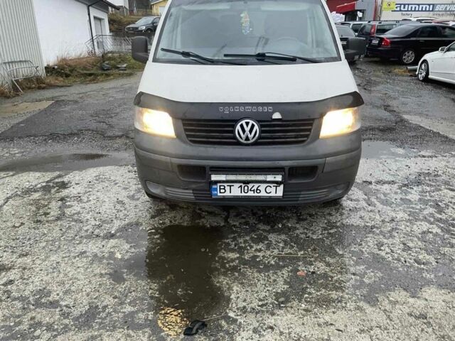 Білий Фольксваген Transporter, об'ємом двигуна 1.9 л та пробігом 469 тис. км за 6400 $, фото 1 на Automoto.ua