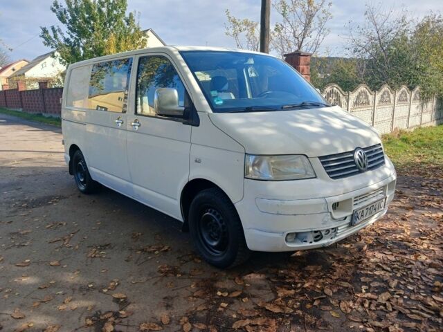 Фольксваген Transporter 2007 в Ровно на Automoto.ua Белый Фольксваген Transporter, объемом двигателя 2.5 л и пробегом 290 тыс. км за 5450 $, фото 1 на Automoto.ua