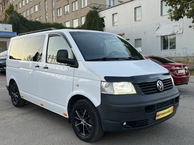 Белый Фольксваген Transporter, объемом двигателя 2 л и пробегом 167 тыс. км за 2912 $, фото 1 на Automoto.ua