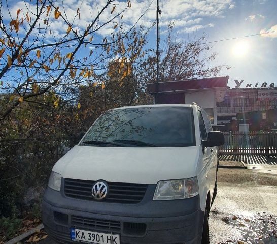 Белый Фольксваген Transporter, объемом двигателя 1.9 л и пробегом 227 тыс. км за 6700 $, фото 1 на Automoto.ua