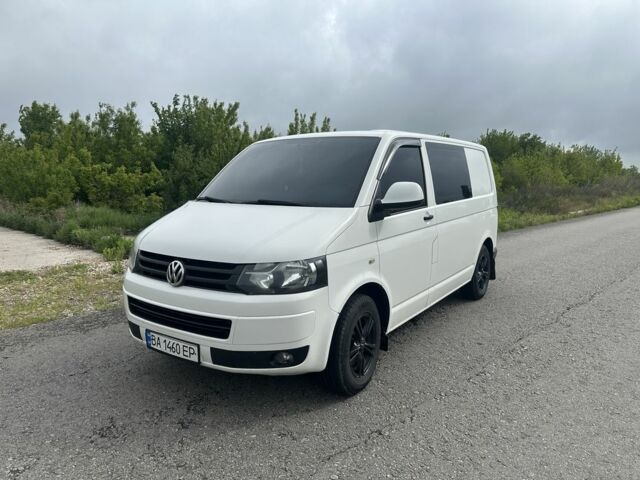 Белый Фольксваген Transporter, объемом двигателя 2 л и пробегом 405 тыс. км за 356 $, фото 1 на Automoto.ua