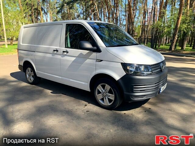 Білий Фольксваген Transporter, об'ємом двигуна 2 л та пробігом 212 тис. км за 21500 $, фото 1 на Automoto.ua