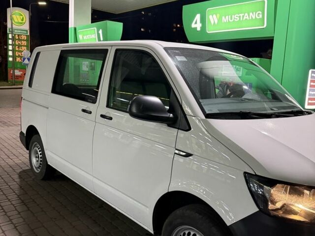 Белый Фольксваген Transporter, объемом двигателя 2 л и пробегом 80 тыс. км за 22000 $, фото 1 на Automoto.ua