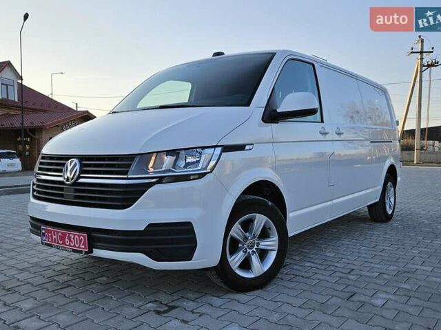 Белый Фольксваген Transporter, объемом двигателя 1.97 л и пробегом 182 тыс. км за 21999 $, фото 1 на Automoto.ua