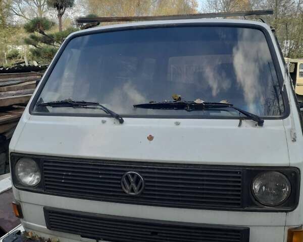 Білий Фольксваген Transporter, об'ємом двигуна 1.9 л та пробігом 300 тис. км за 1950 $, фото 1 на Automoto.ua