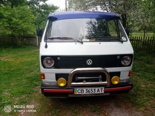 Белый Фольксваген Transporter, объемом двигателя 1.9 л и пробегом 100 тыс. км за 2000 $, фото 1 на Automoto.ua