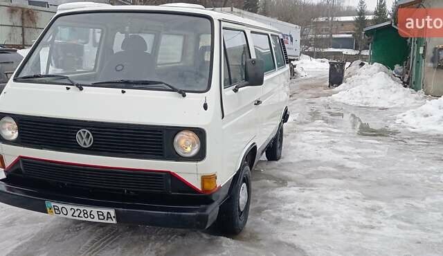 Белый Фольксваген Transporter, объемом двигателя 1.59 л и пробегом 300 тыс. км за 1400 $, фото 1 на Automoto.ua