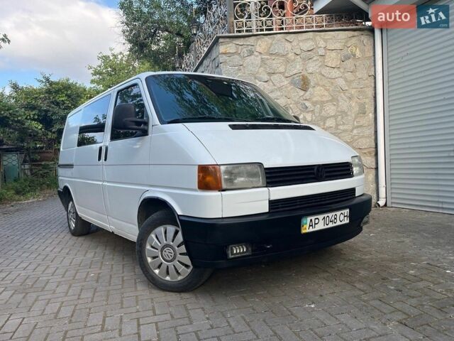 Белый Фольксваген Transporter, объемом двигателя 1.9 л и пробегом 580 тыс. км за 5000 $, фото 1 на Automoto.ua