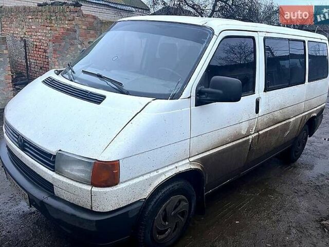 Білий Фольксваген Transporter, об'ємом двигуна 1.9 л та пробігом 378 тис. км за 2400 $, фото 1 на Automoto.ua