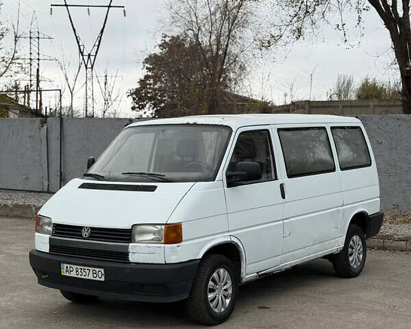 Белый Фольксваген Transporter, объемом двигателя 1.9 л и пробегом 600 тыс. км за 2600 $, фото 1 на Automoto.ua