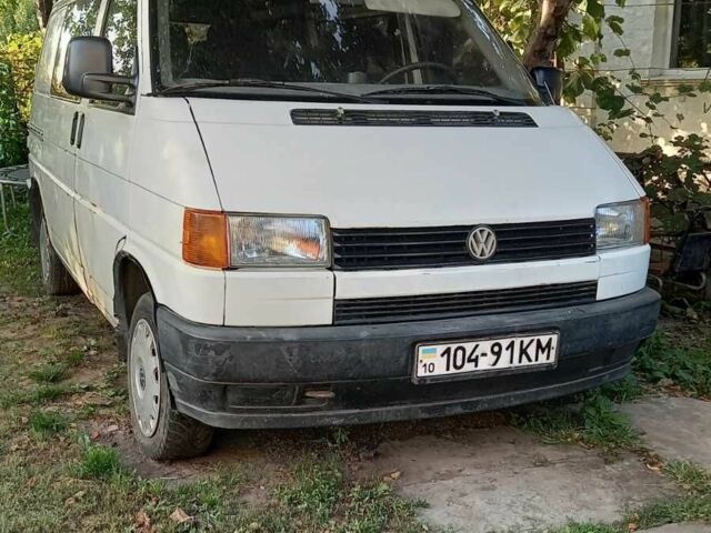 Белый Фольксваген Transporter, объемом двигателя 2.4 л и пробегом 355 тыс. км за 2400 $, фото 1 на Automoto.ua