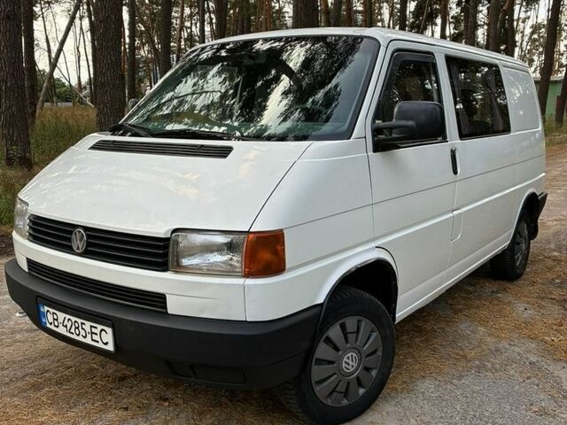 Білий Фольксваген Transporter, об'ємом двигуна 2.37 л та пробігом 450 тис. км за 5700 $, фото 1 на Automoto.ua