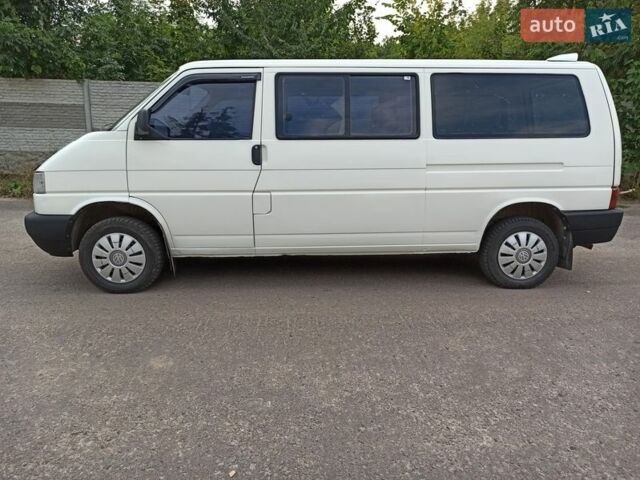 Белый Фольксваген Transporter, объемом двигателя 2.4 л и пробегом 600 тыс. км за 6000 $, фото 1 на Automoto.ua