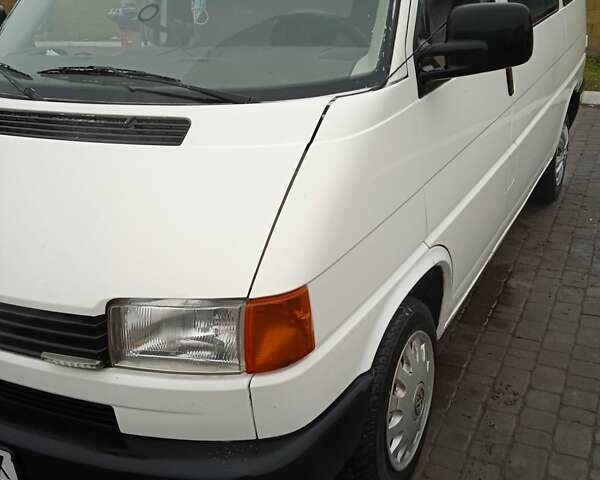 Белый Фольксваген Transporter, объемом двигателя 1.9 л и пробегом 315 тыс. км за 5100 $, фото 1 на Automoto.ua