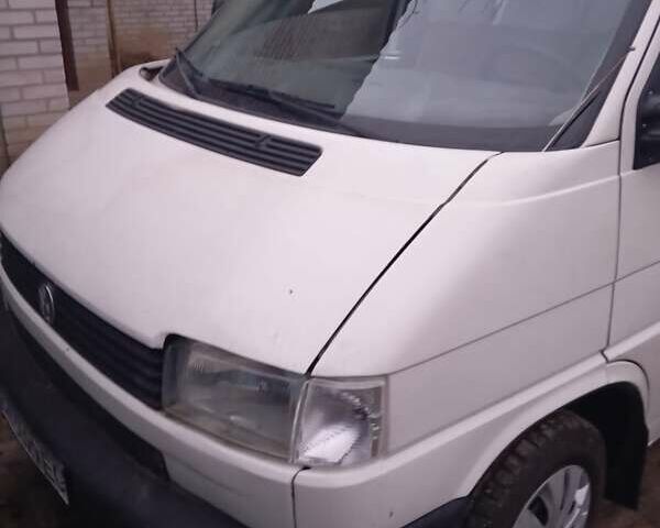 Білий Фольксваген Transporter, об'ємом двигуна 2 л та пробігом 448 тис. км за 5000 $, фото 1 на Automoto.ua