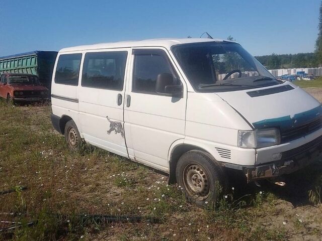 Білий Фольксваген Transporter, об'ємом двигуна 1.9 л та пробігом 330 тис. км за 2000 $, фото 1 на Automoto.ua