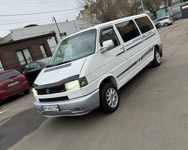 Белый Фольксваген Transporter, объемом двигателя 2.46 л и пробегом 350 тыс. км за 6199 $, фото 1 на Automoto.ua