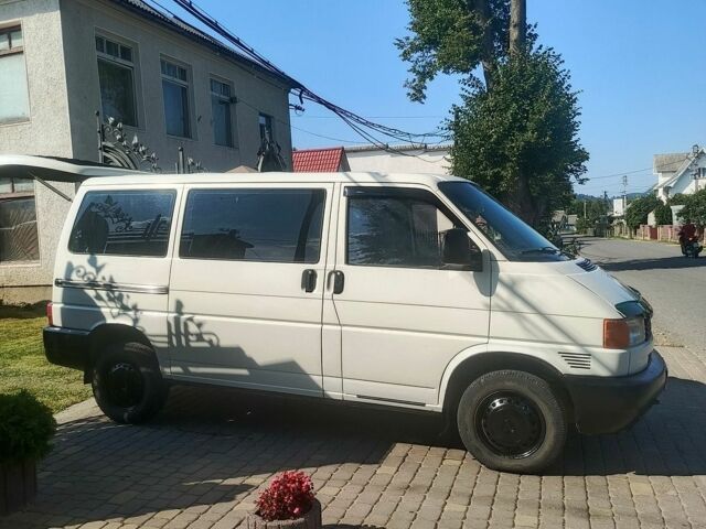 Белый Фольксваген Transporter, объемом двигателя 1.9 л и пробегом 462 тыс. км за 6100 $, фото 1 на Automoto.ua