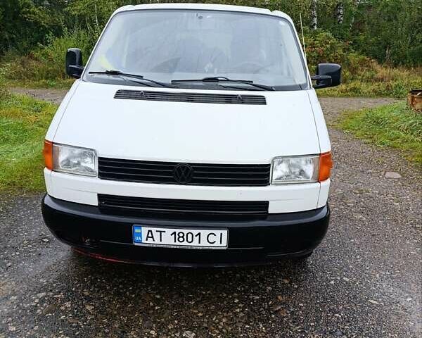 Білий Фольксваген Transporter, об'ємом двигуна 1.9 л та пробігом 275 тис. км за 4600 $, фото 1 на Automoto.ua