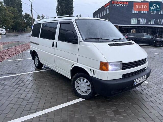 Белый Фольксваген Transporter, объемом двигателя 2.5 л и пробегом 560 тыс. км за 5500 $, фото 1 на Automoto.ua
