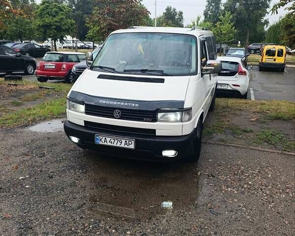 Белый Фольксваген Transporter, объемом двигателя 2.46 л и пробегом 10 тыс. км за 6500 $, фото 1 на Automoto.ua