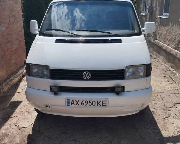 Белый Фольксваген Transporter, объемом двигателя 2.46 л и пробегом 422 тыс. км за 5900 $, фото 1 на Automoto.ua