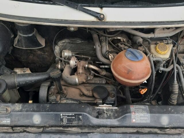 Білий Фольксваген Transporter, об'ємом двигуна 0 л та пробігом 573 тис. км за 4000 $, фото 1 на Automoto.ua