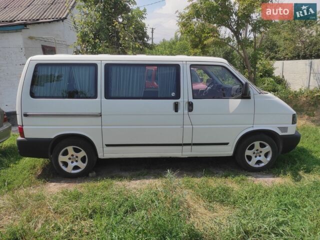 Белый Фольксваген Transporter, объемом двигателя 1.9 л и пробегом 461 тыс. км за 5300 $, фото 1 на Automoto.ua
