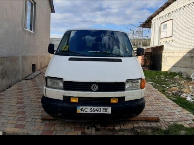 Белый Фольксваген Transporter, объемом двигателя 0 л и пробегом 100 тыс. км за 1827 $, фото 1 на Automoto.ua