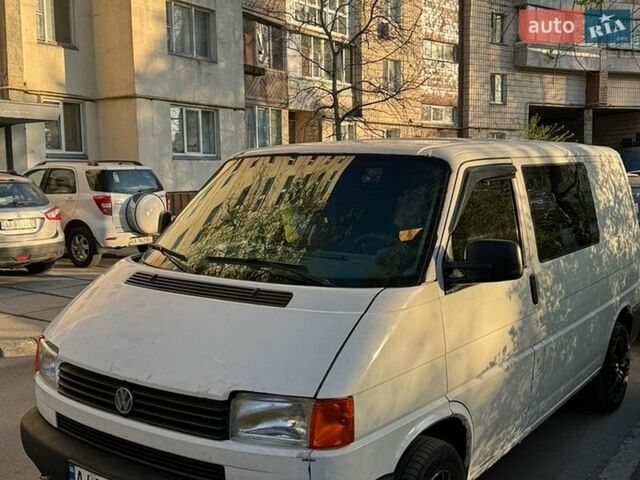 Белый Фольксваген Transporter, объемом двигателя 1.9 л и пробегом 500 тыс. км за 5400 $, фото 1 на Automoto.ua