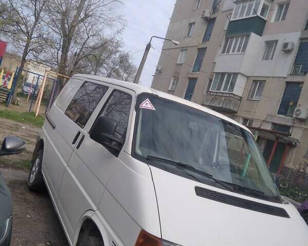 Білий Фольксваген Transporter, об'ємом двигуна 1.9 л та пробігом 320 тис. км за 5950 $, фото 1 на Automoto.ua