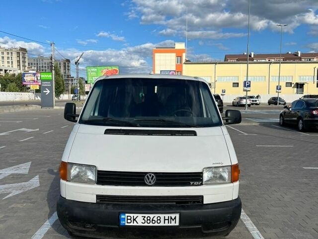 Білий Фольксваген Transporter, об'ємом двигуна 2.46 л та пробігом 500 тис. км за 5700 $, фото 1 на Automoto.ua