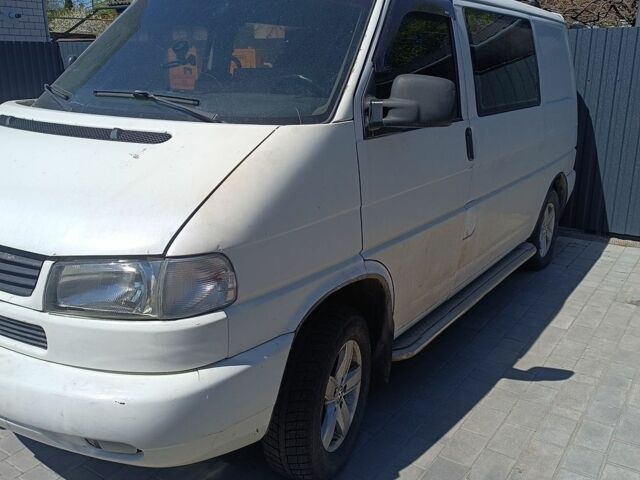 Білий Фольксваген Transporter, об'ємом двигуна 1.9 л та пробігом 500 тис. км за 4800 $, фото 1 на Automoto.ua