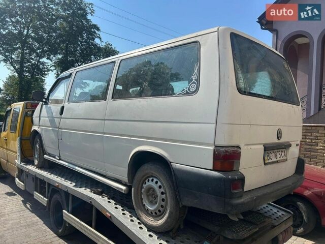 Білий Фольксваген Transporter, об'ємом двигуна 2.5 л та пробігом 345 тис. км за 1999 $, фото 1 на Automoto.ua