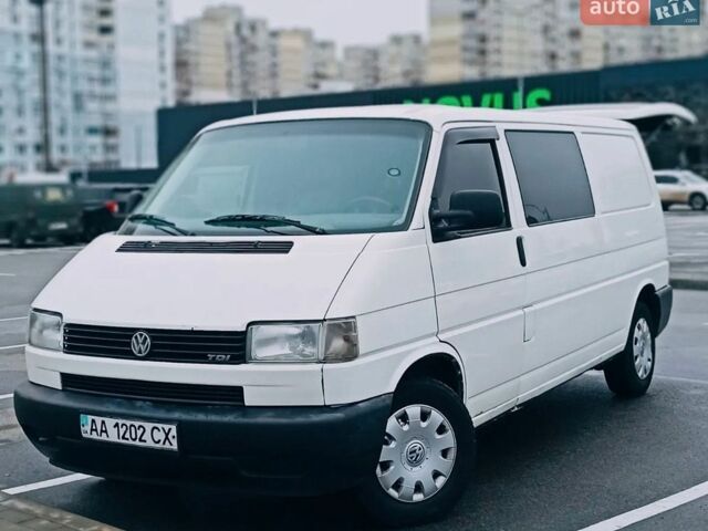 Білий Фольксваген Transporter, об'ємом двигуна 2.5 л та пробігом 510 тис. км за 7000 $, фото 1 на Automoto.ua