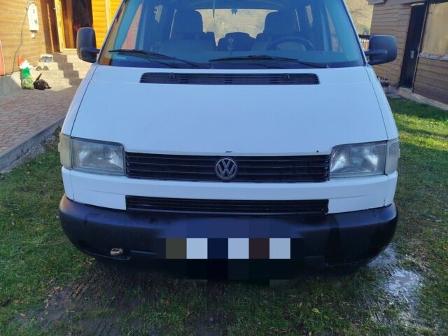 Белый Фольксваген Transporter, объемом двигателя 2.5 л и пробегом 625 тыс. км за 4900 $, фото 1 на Automoto.ua