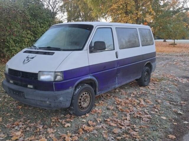 Белый Фольксваген Transporter, объемом двигателя 2.5 л и пробегом 100 тыс. км за 4077 $, фото 1 на Automoto.ua