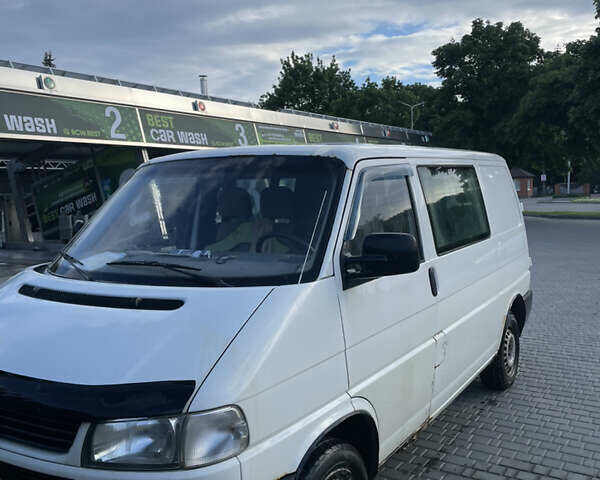 Белый Фольксваген Transporter, объемом двигателя 1.9 л и пробегом 290 тыс. км за 6500 $, фото 1 на Automoto.ua