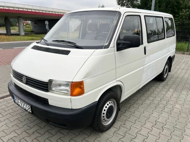 Белый Фольксваген Transporter, объемом двигателя 1.9 л и пробегом 299 тыс. км за 2499 $, фото 1 на Automoto.ua