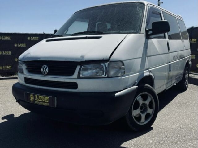 Белый Фольксваген Transporter, объемом двигателя 1.9 л и пробегом 391 тыс. км за 3050 $, фото 1 на Automoto.ua